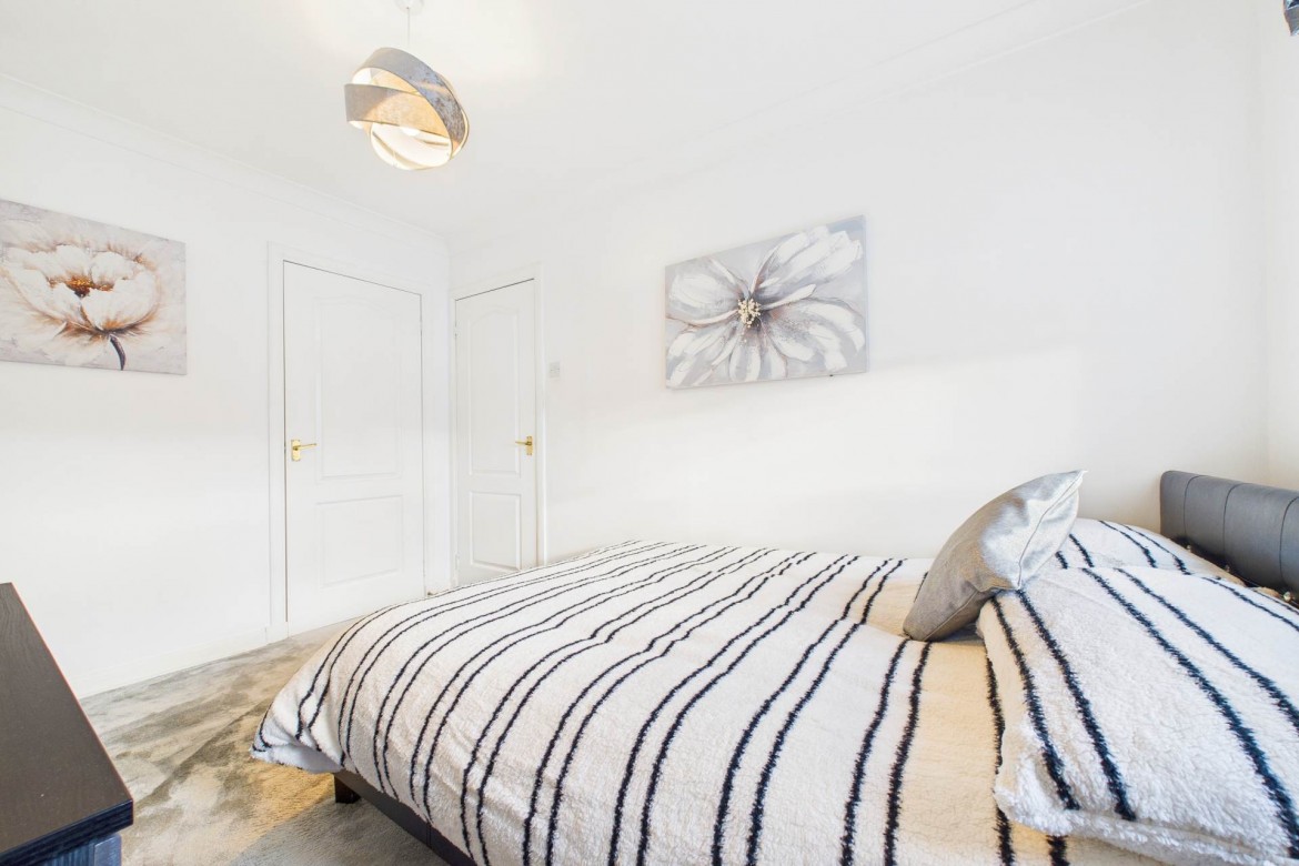 Images for Newark Gate, Allanton, Shotts