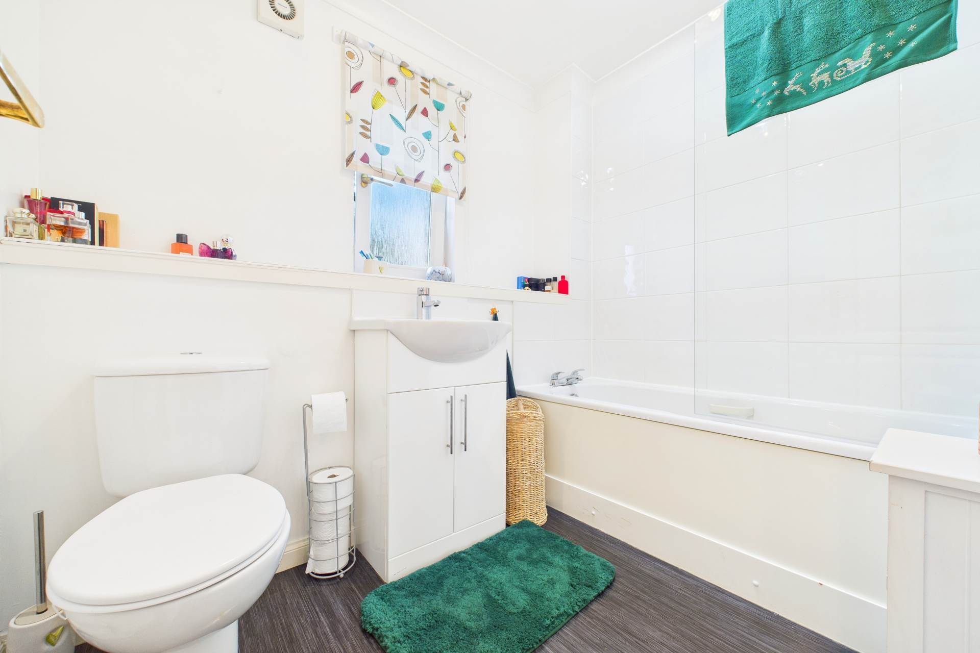 Newark Gate, Allanton, Shotts