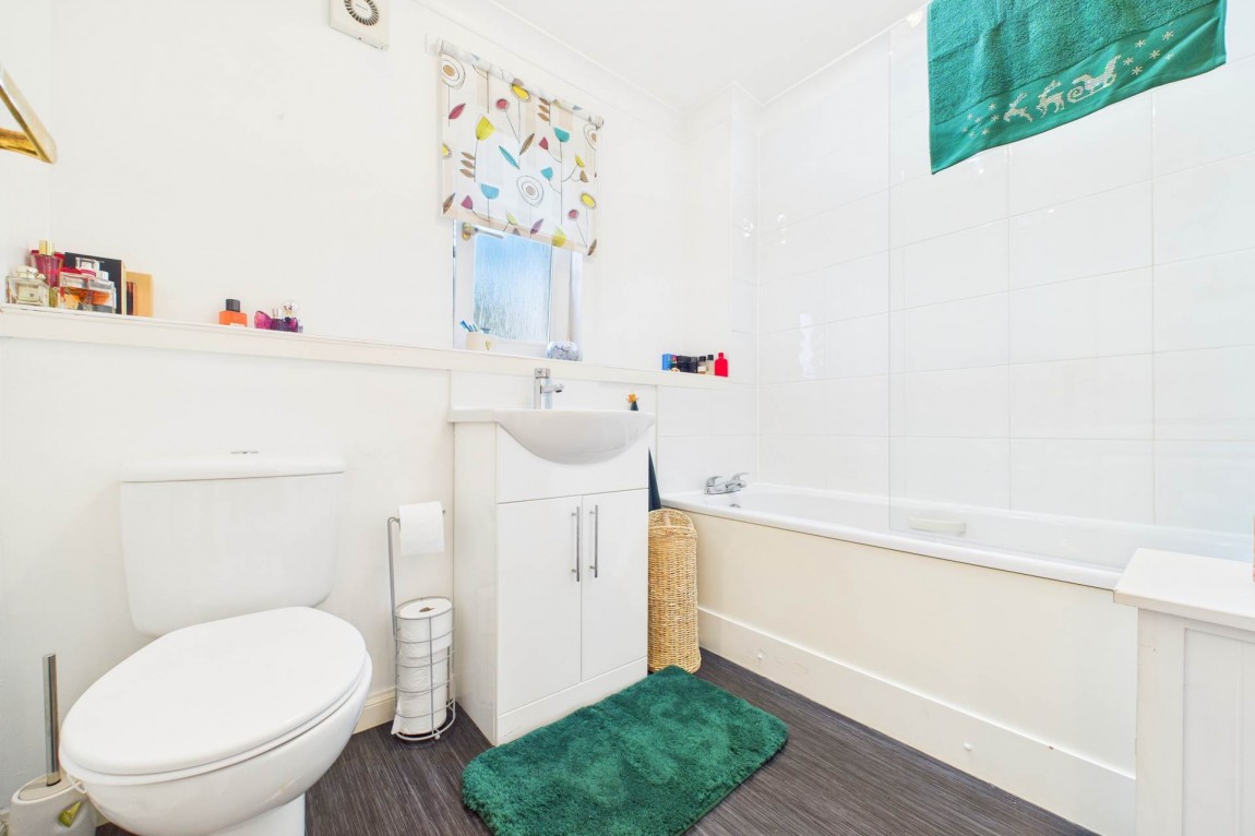 Images for Newark Gate, Allanton, Shotts