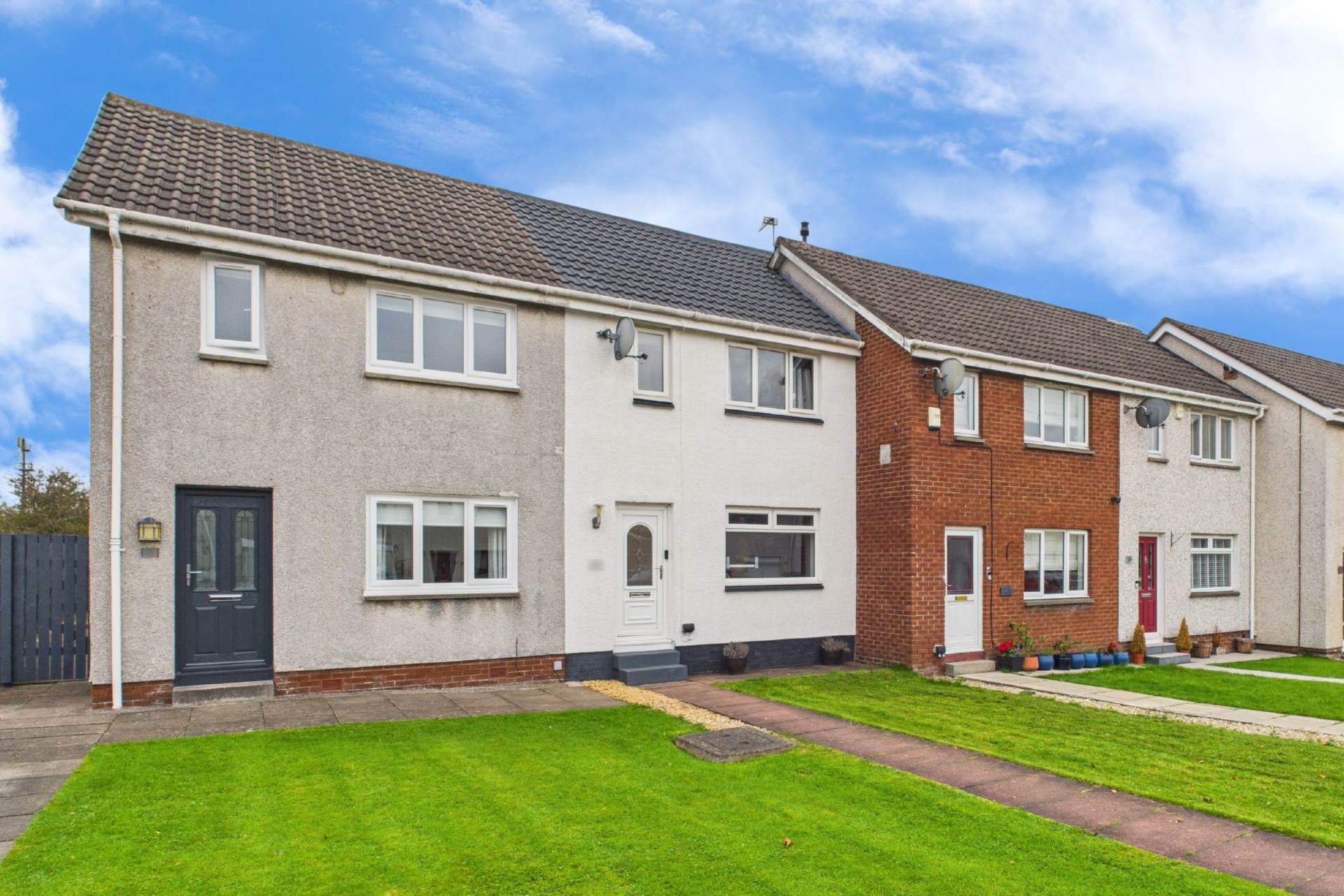 Olifard Avenue, Bothwell