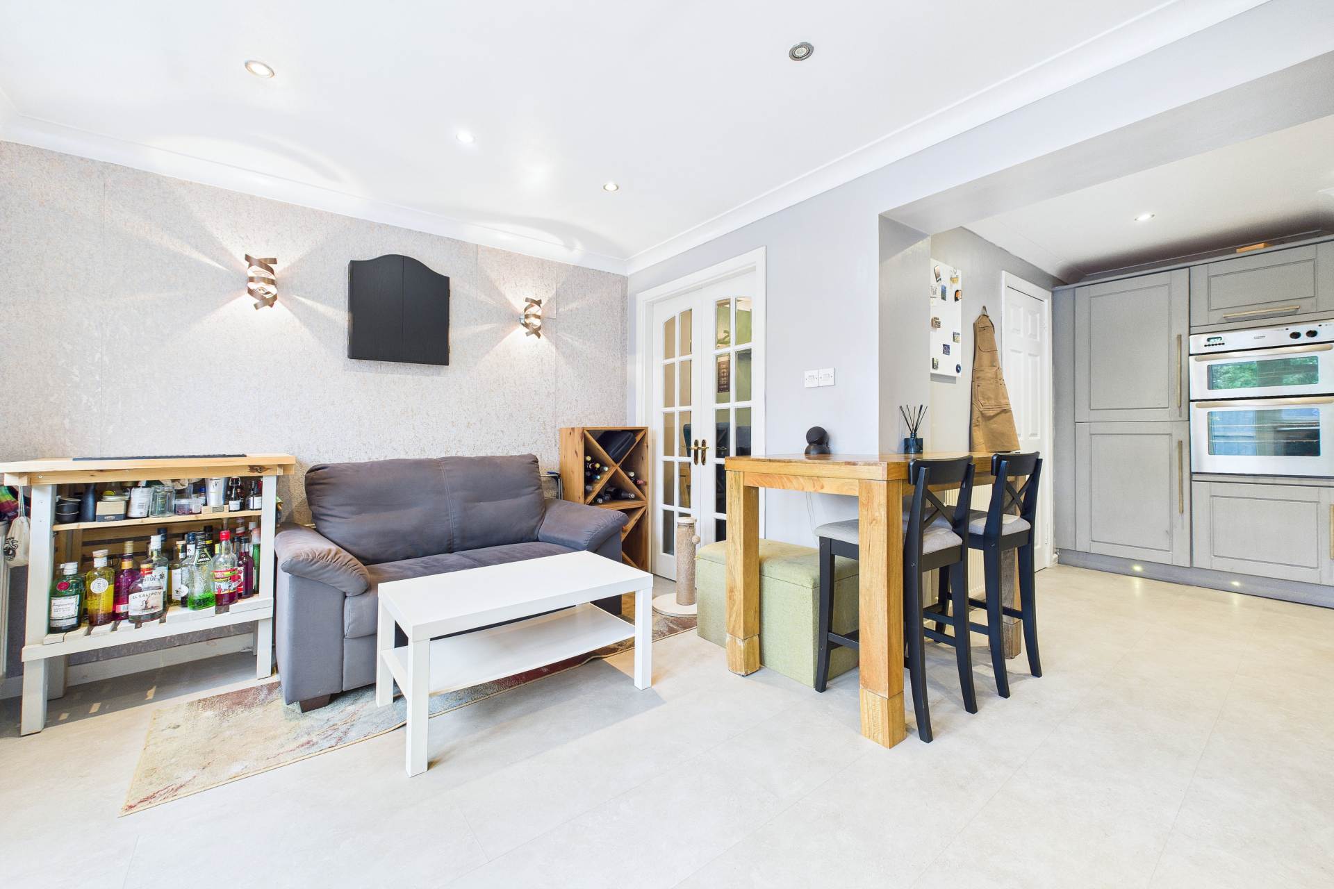 Olifard Avenue, Bothwell