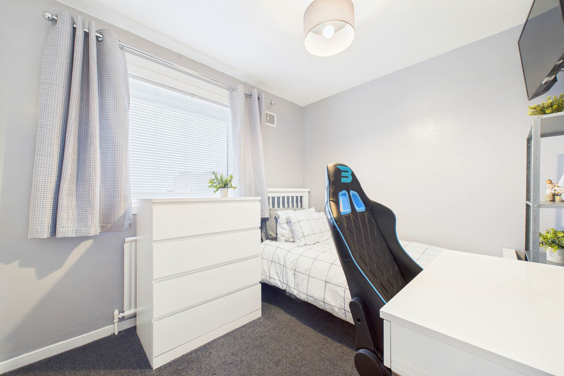 Downfield Drive, Hamilton