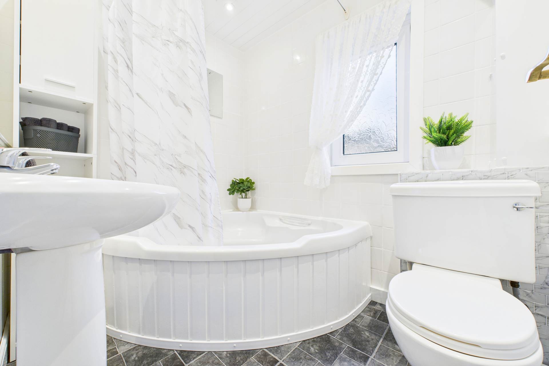 Downfield Drive, Hamilton