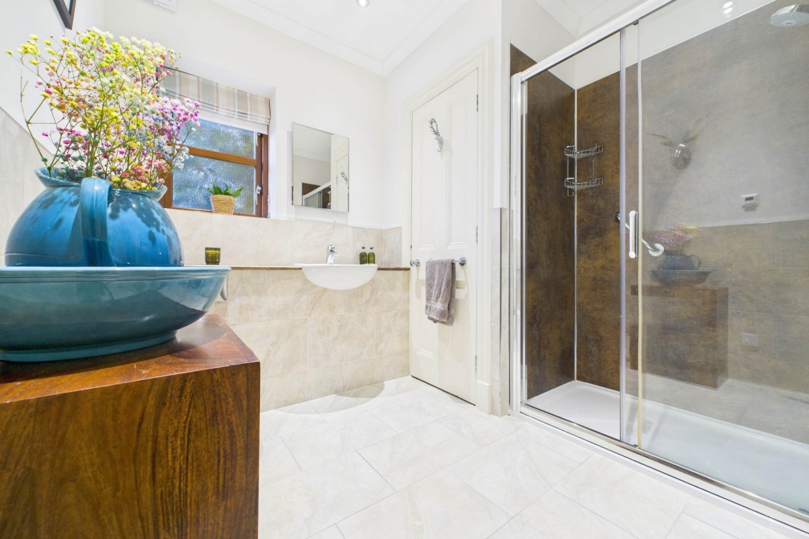 Images for Ravenscraig, Hamilton Drive, Falkirk