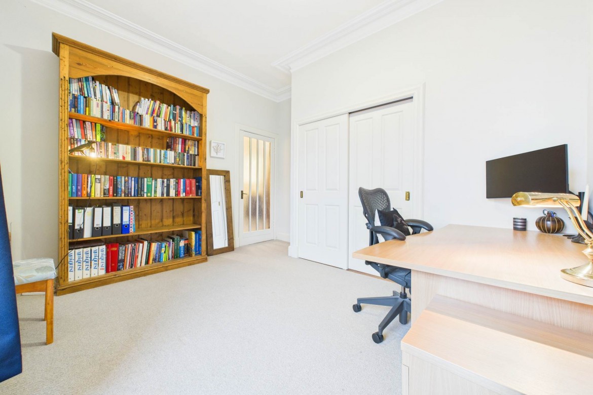 Images for Ravenscraig, Hamilton Drive, Falkirk