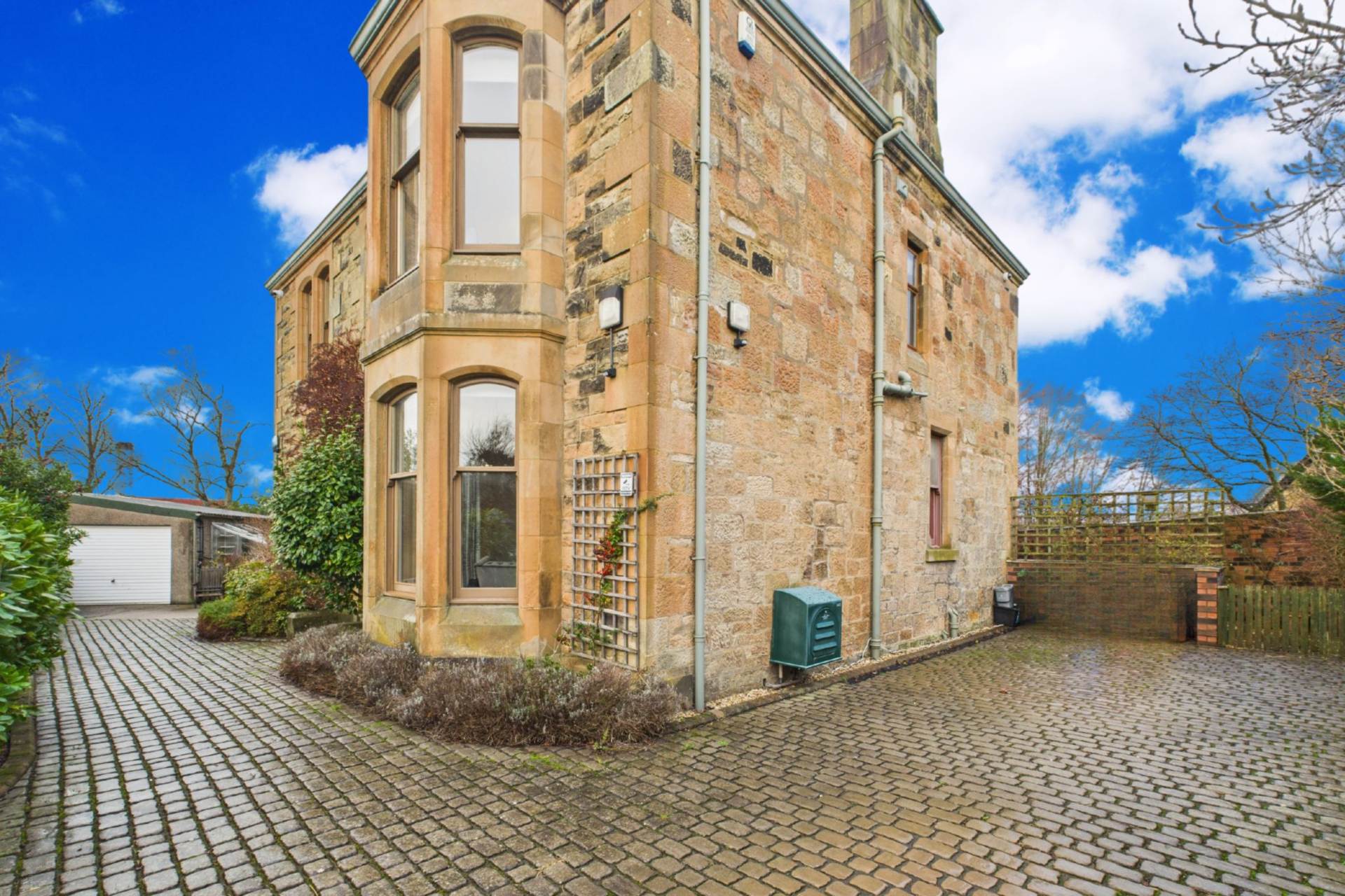 Ravenscraig, Hamilton Drive, Falkirk