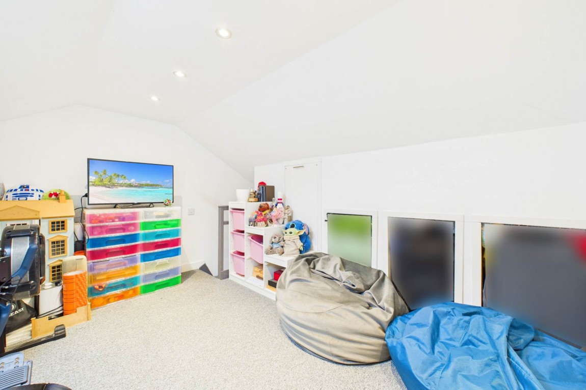 Images for MacMillan Gardens, Uddingston