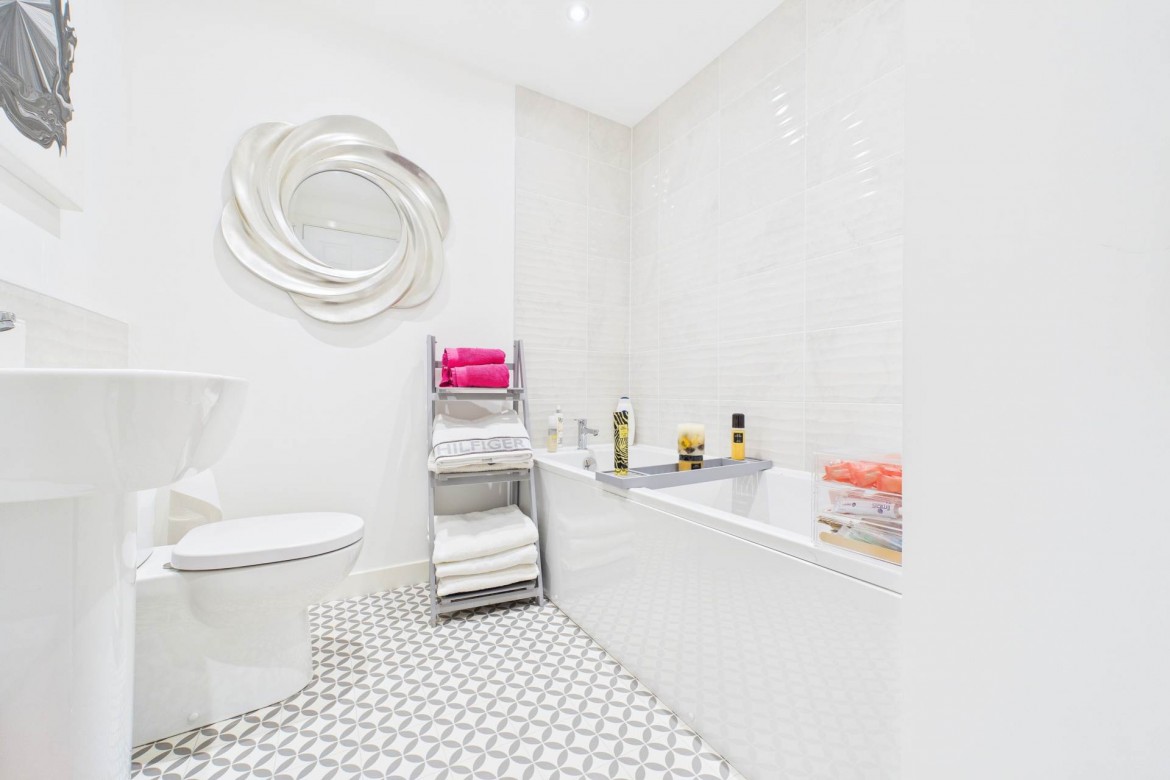 Images for Lotus Crescent, Motherwell