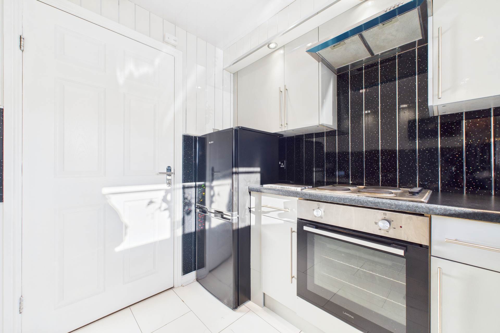 Taylor Avenue, Motherwell