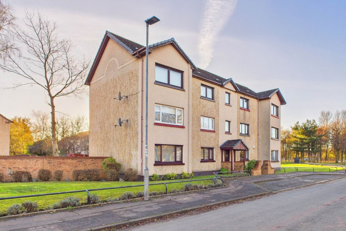 Images for Burn Crescent, New Stevenston