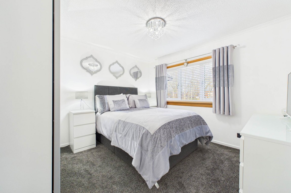 Images for Burn Crescent, New Stevenston