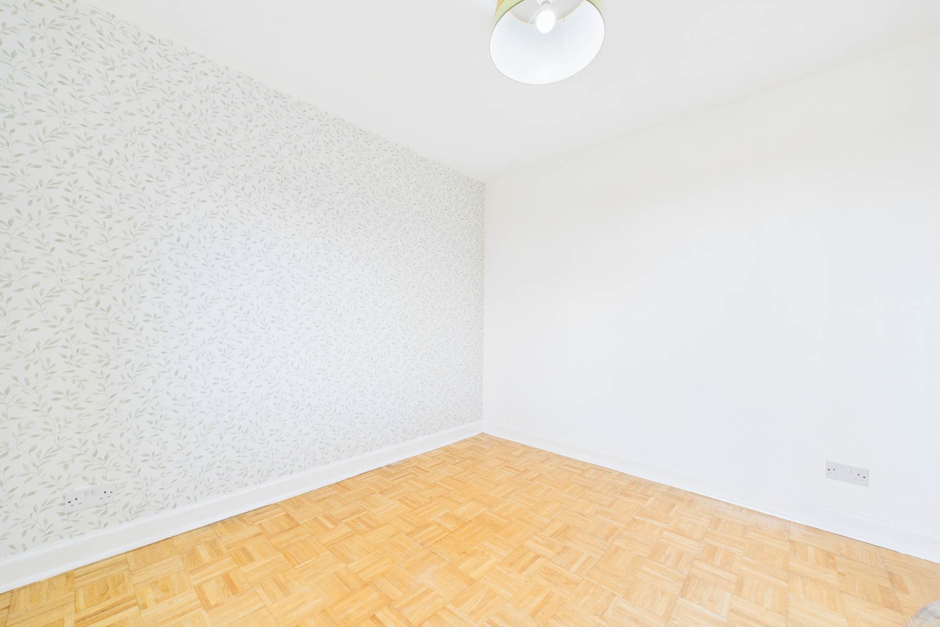 Laurel Gardens, Uddingston