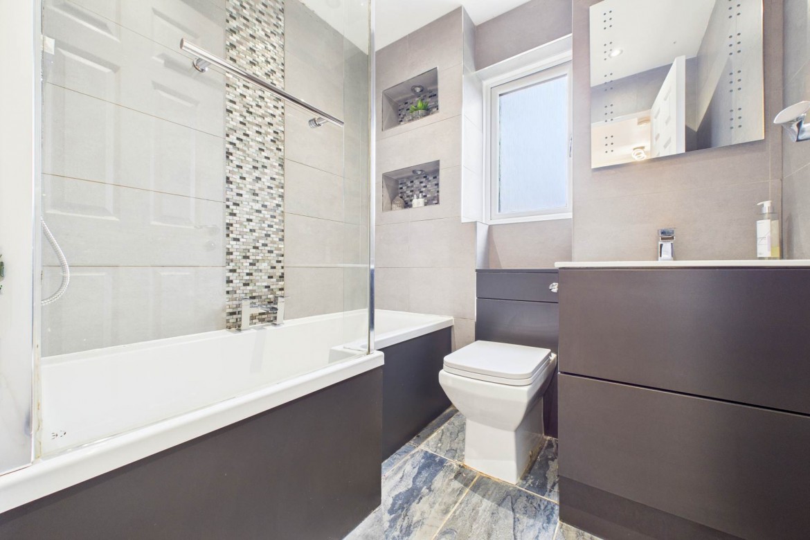 Images for Green Dale, Wishaw