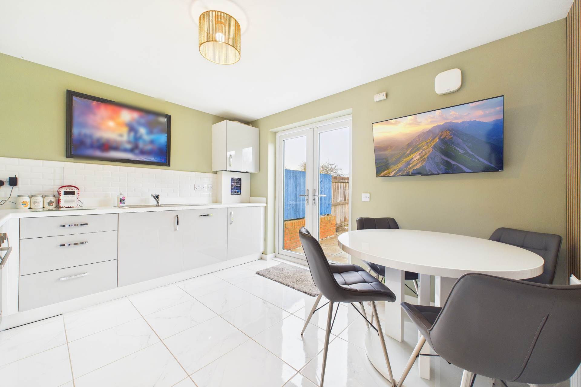 Harfield Gardens, Barlanark