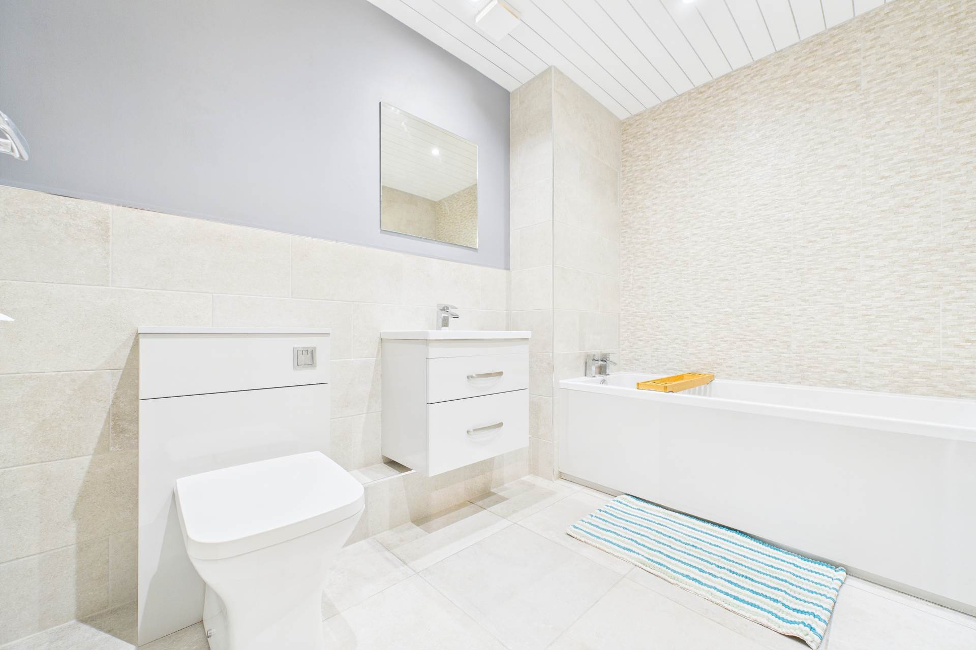 Roxburgh Court, Carfin