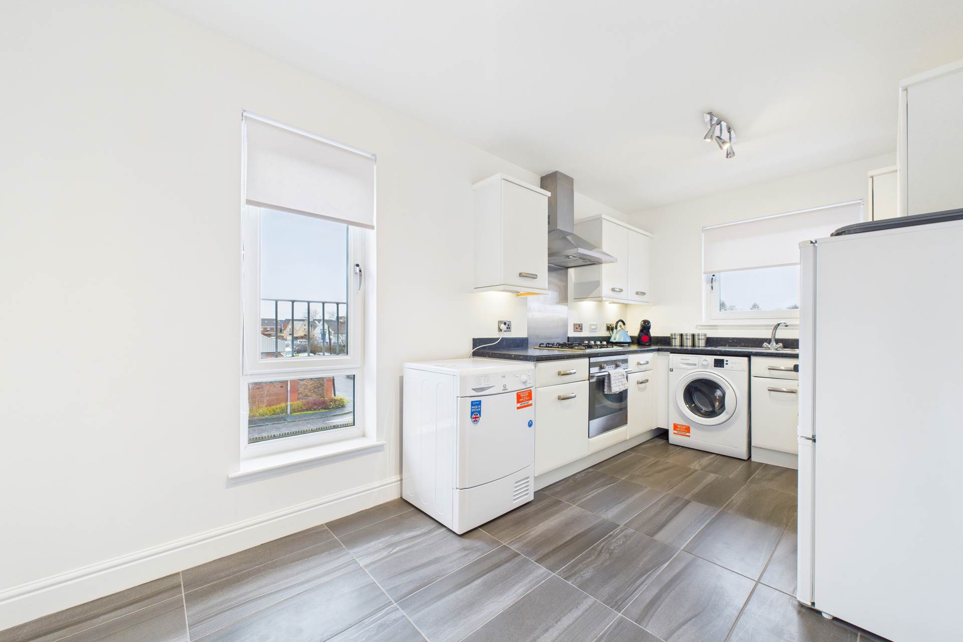 Roxburgh Court, Carfin