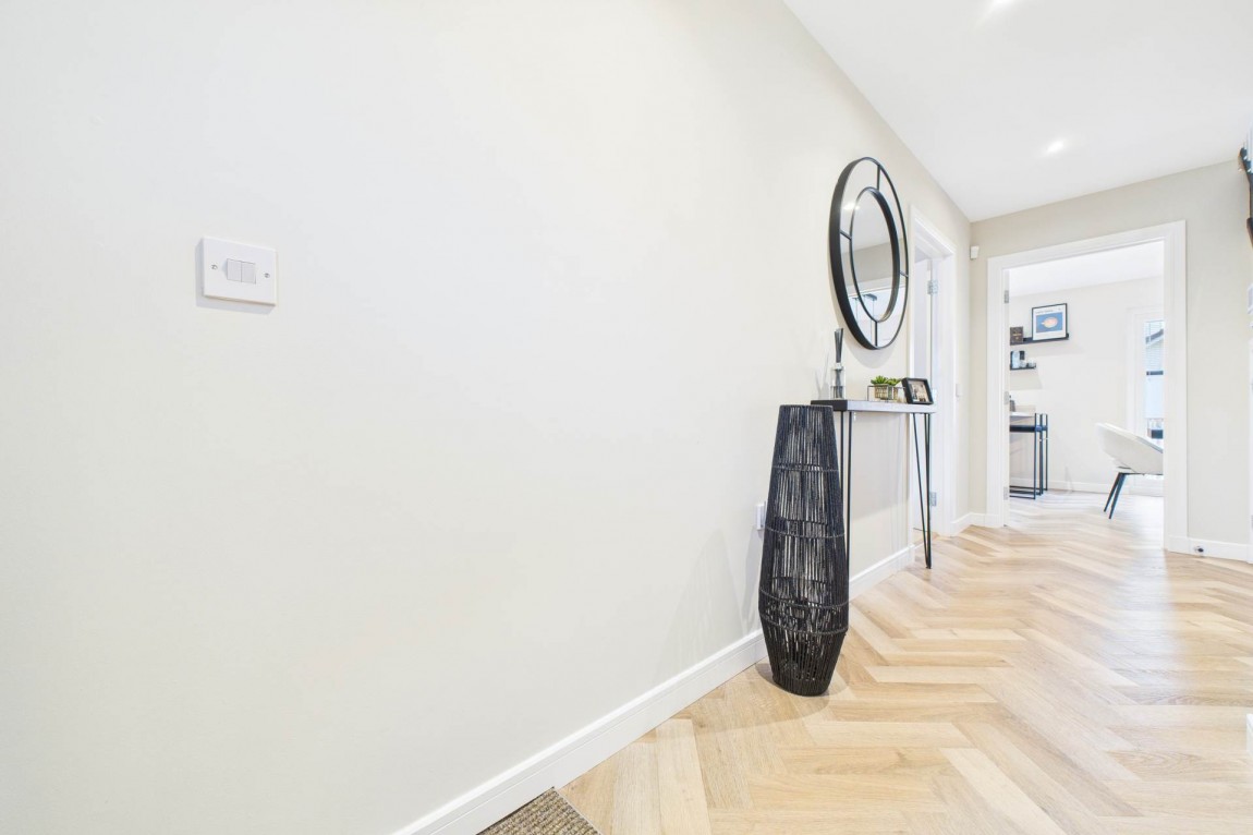 Images for Nutberry Crescent, Hamilton