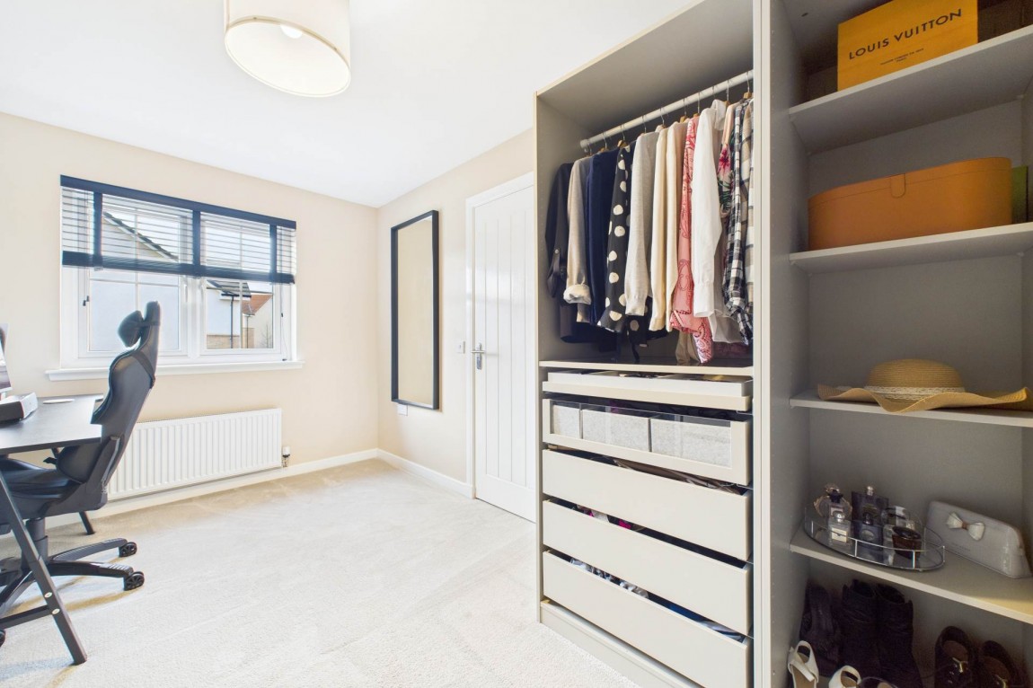 Images for Nutberry Crescent, Hamilton