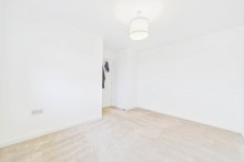 Images for Nutberry Crescent, Hamilton