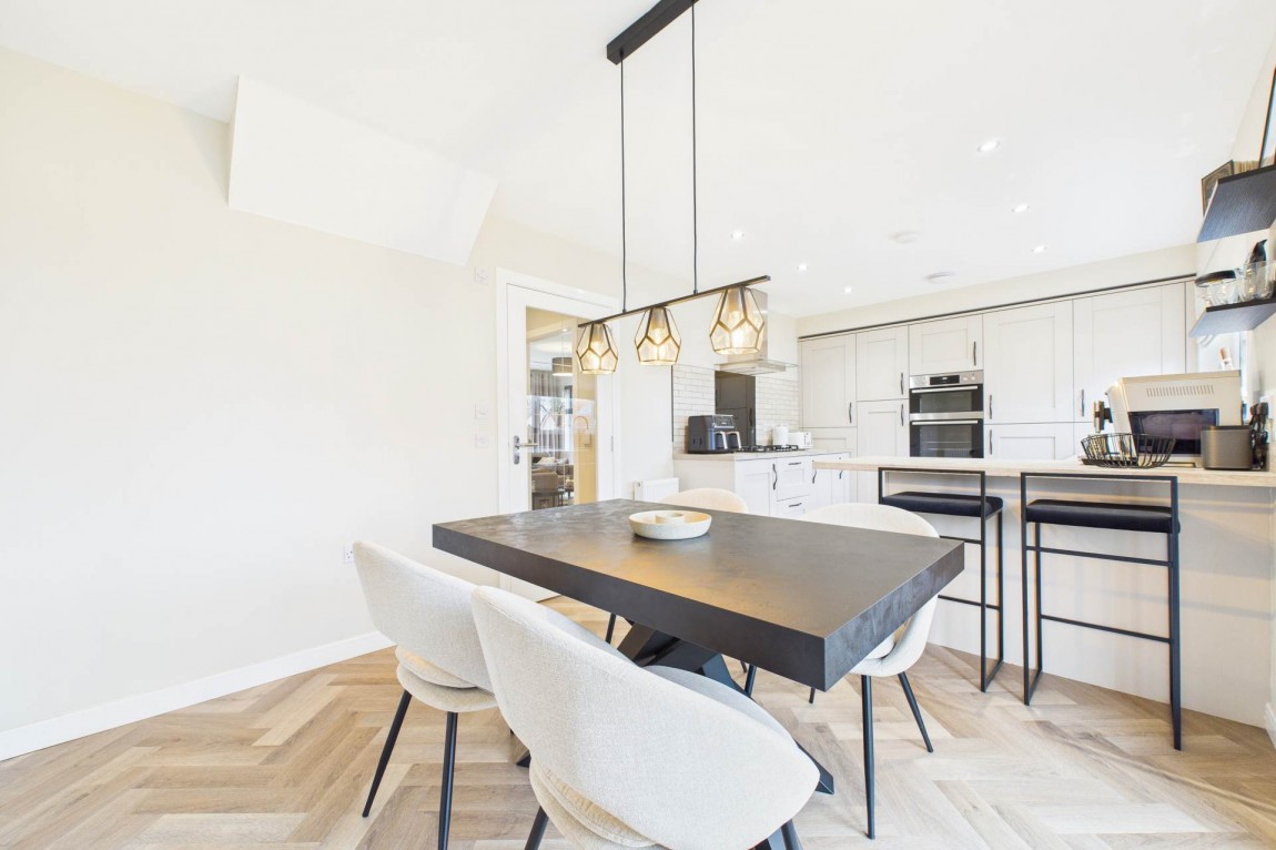 Images for Nutberry Crescent, Hamilton