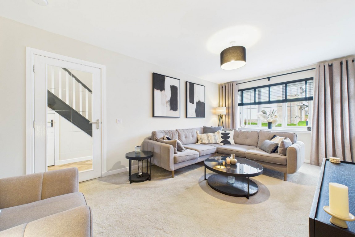 Images for Nutberry Crescent, Hamilton