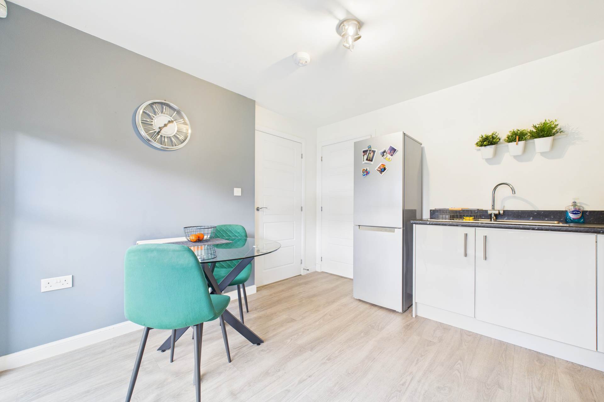 Wells Grove, Motherwell