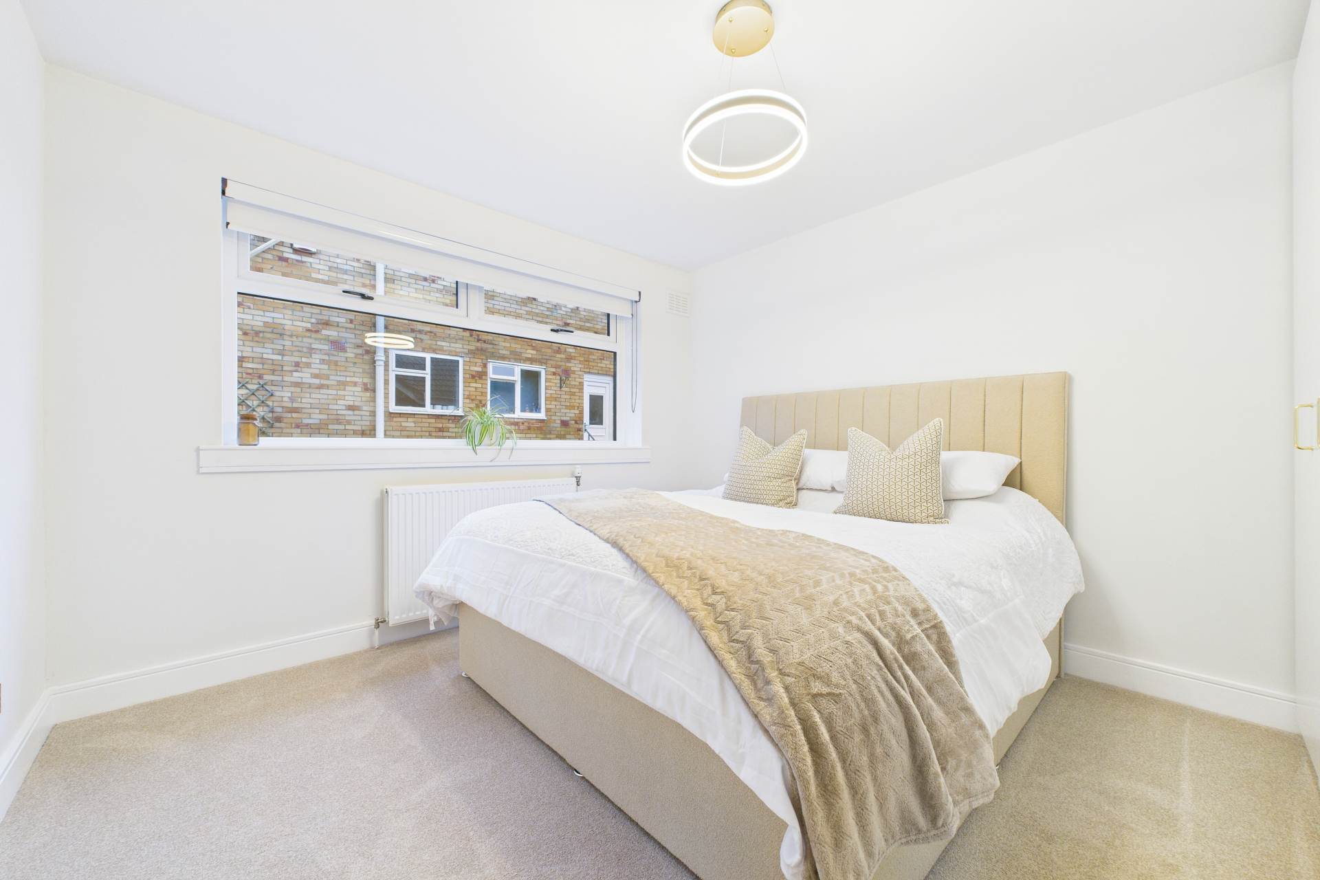 Larchfield Gardens, Wishaw