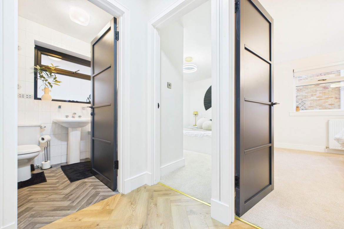 Images for Larchfield Gardens, Wishaw