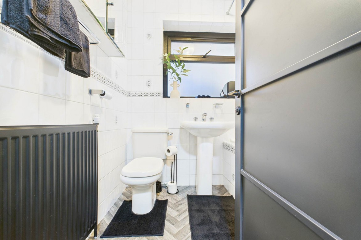 Images for Larchfield Gardens, Wishaw