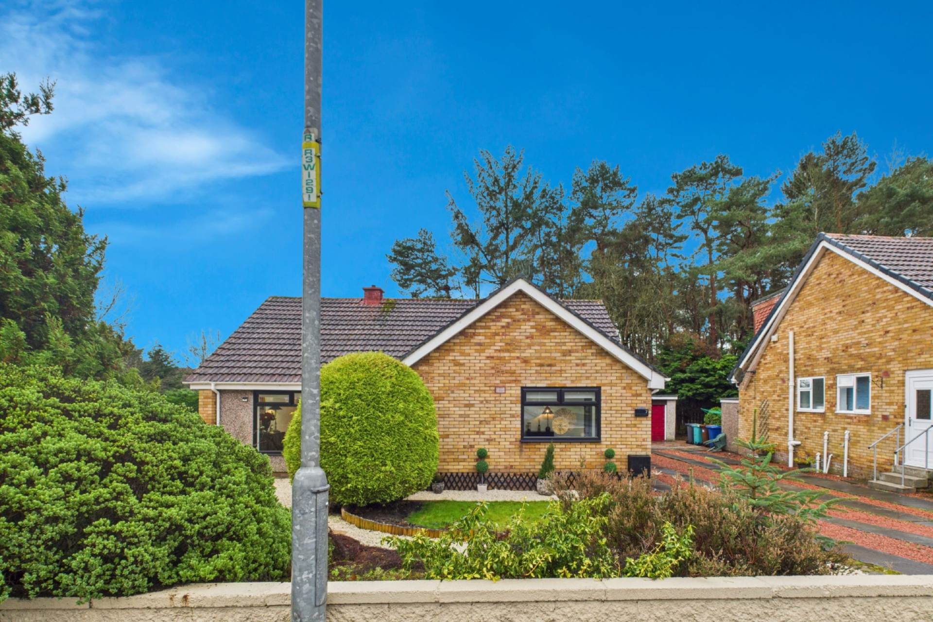 Larchfield Gardens, Wishaw