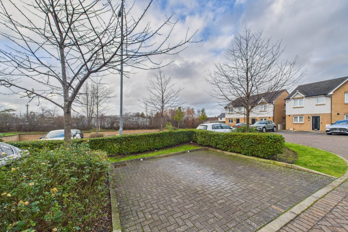 Images for Occupation Gardens, Uddingston