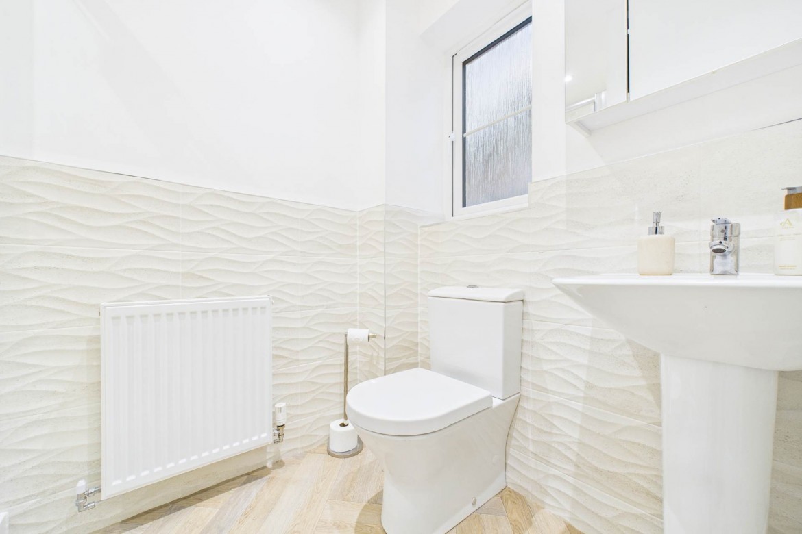 Images for Windsor Drive, Glenmavis, Airdrie