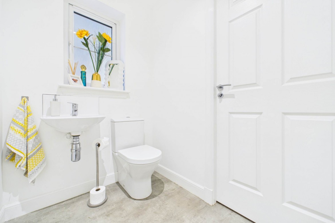 Images for Windsor Drive, Glenmavis, Airdrie