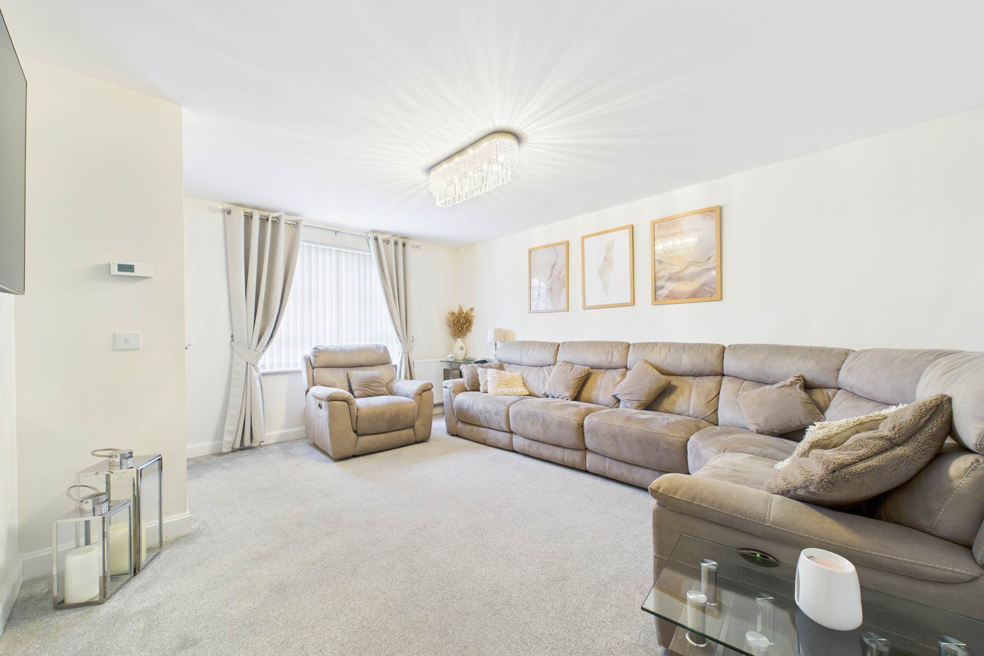 Lambourne Crescent, Coatbridge