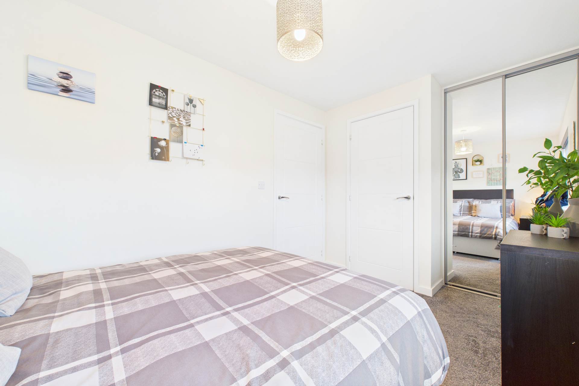 Hoover Drive, Cambuslang