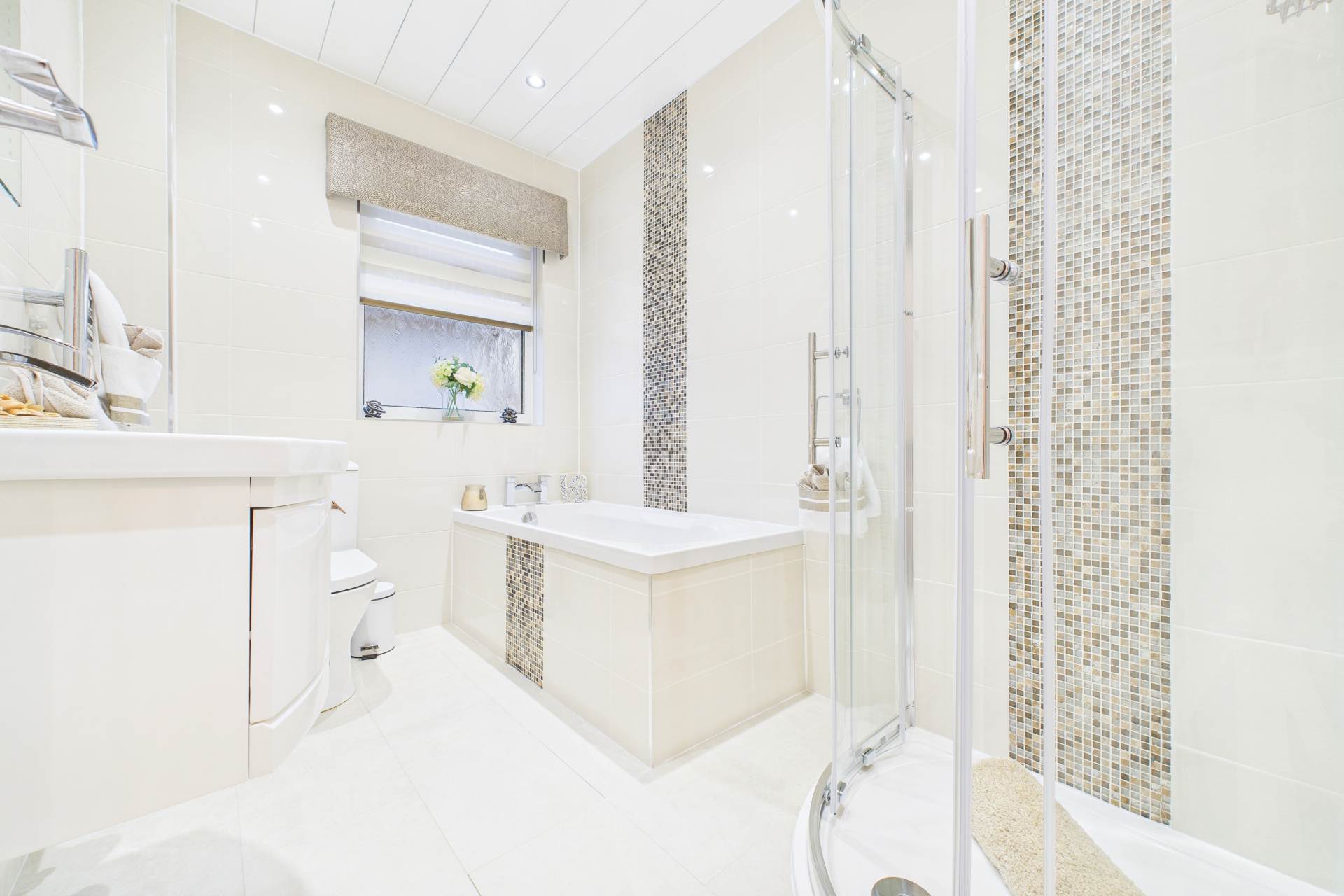 Larch Court, Blantyre