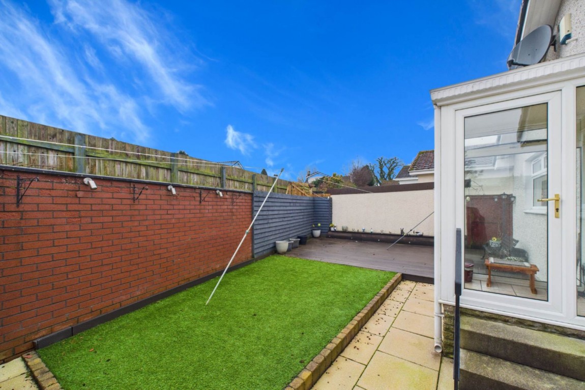 Images for Larch Court, Blantyre