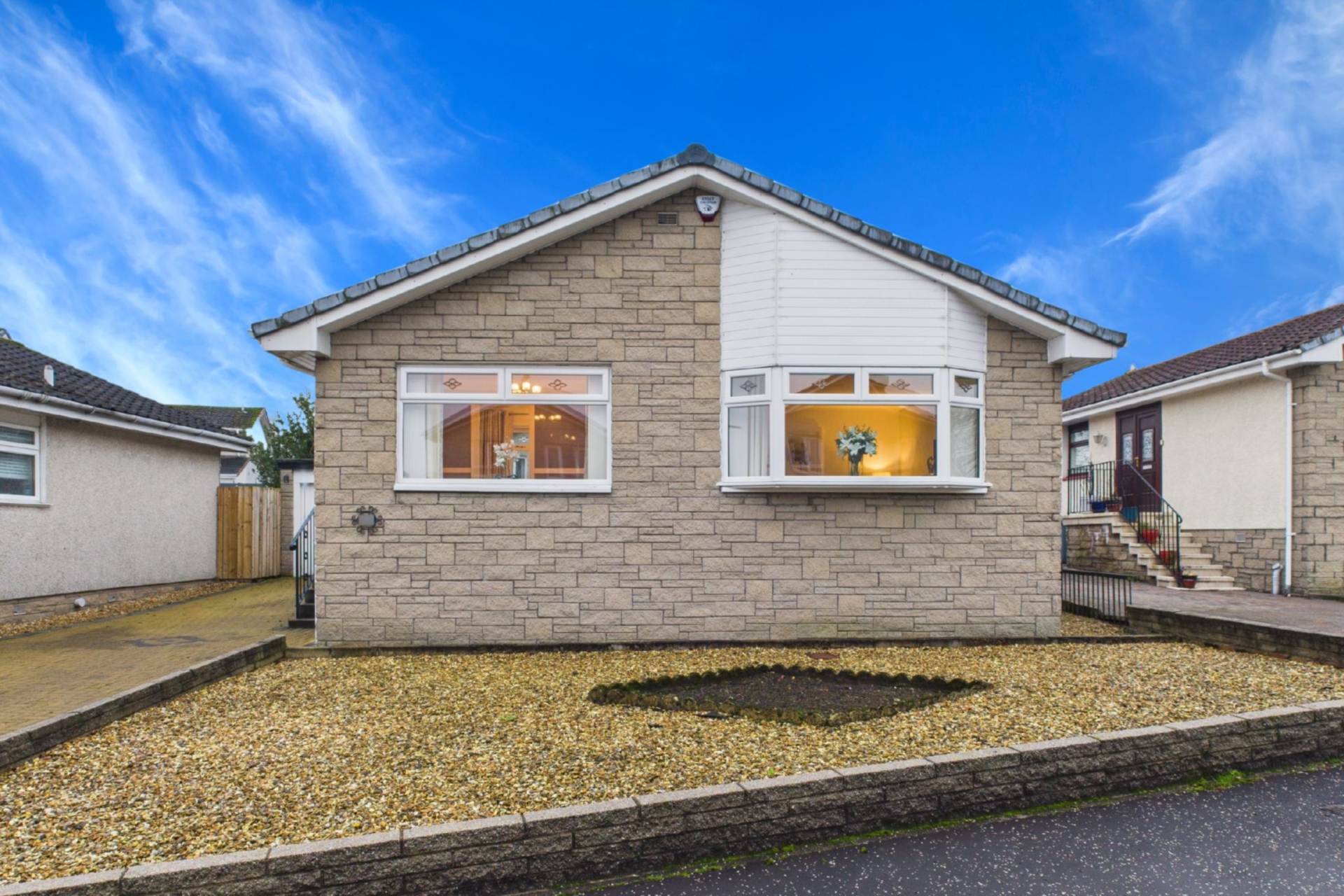 Larch Court, Blantyre