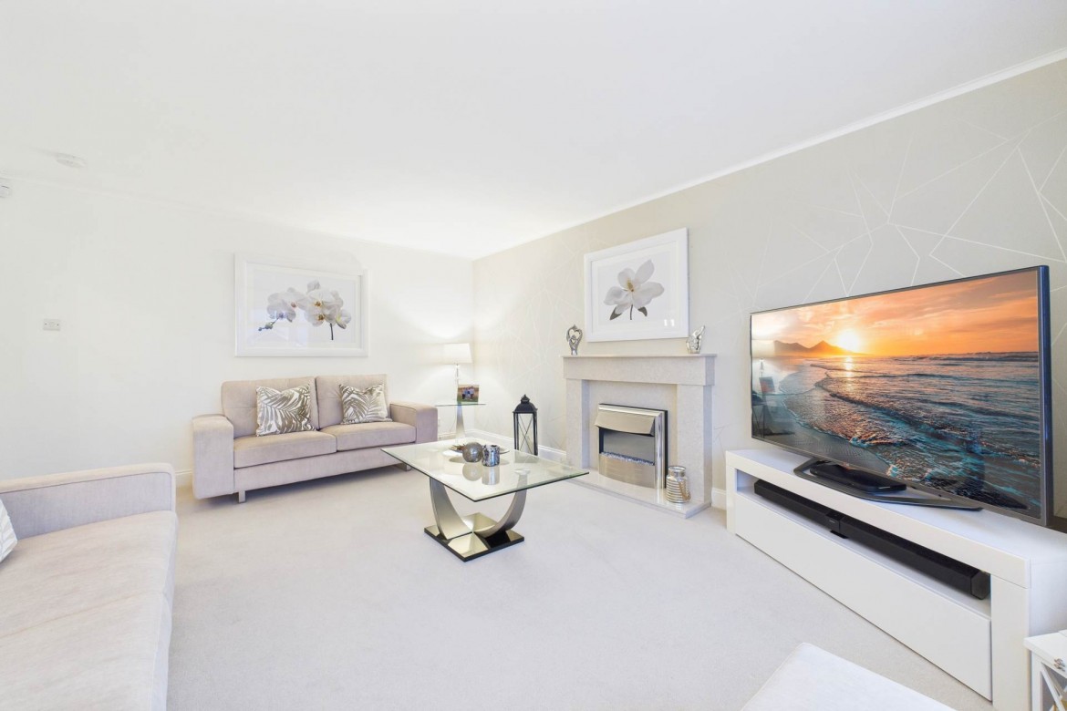 Images for Larch Court, Blantyre