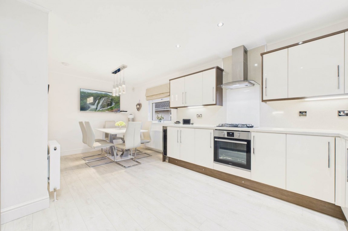 Images for Larch Court, Blantyre