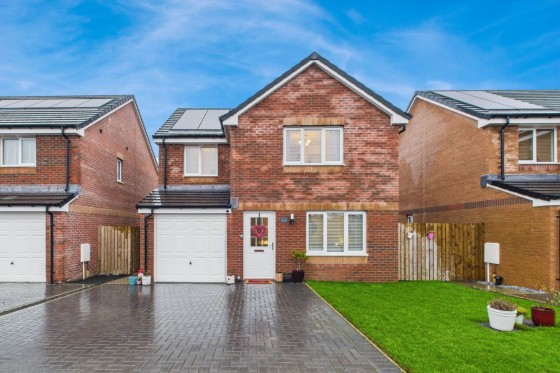 Twister Crescent, Stonehouse