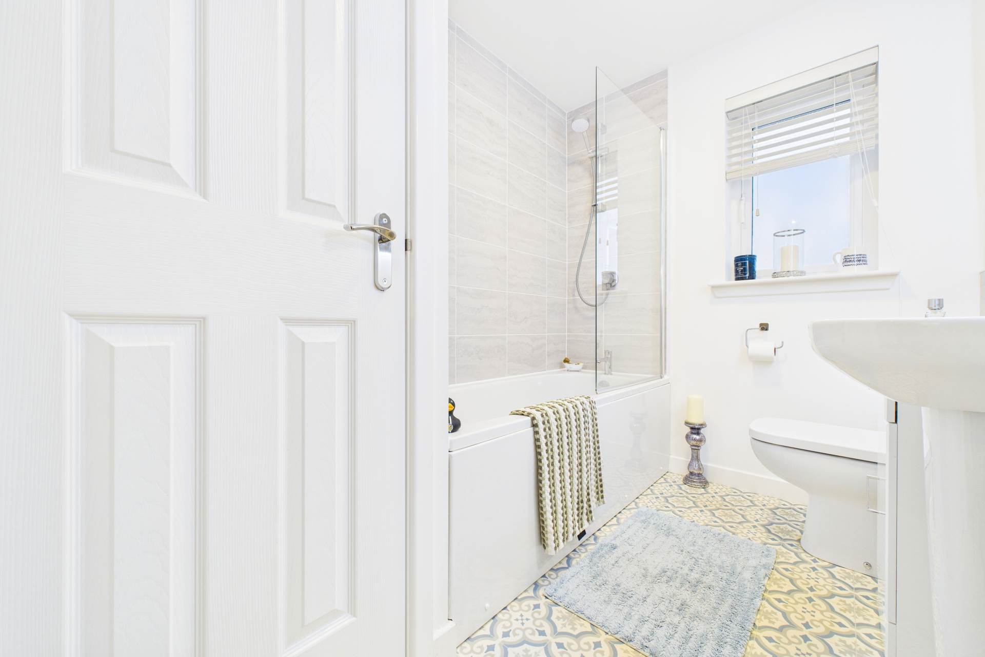 Twister Crescent, Stonehouse