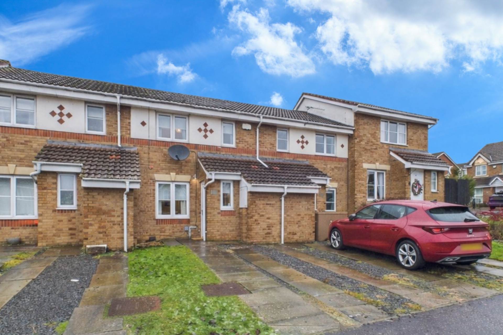 Taylor Avenue, Carfin