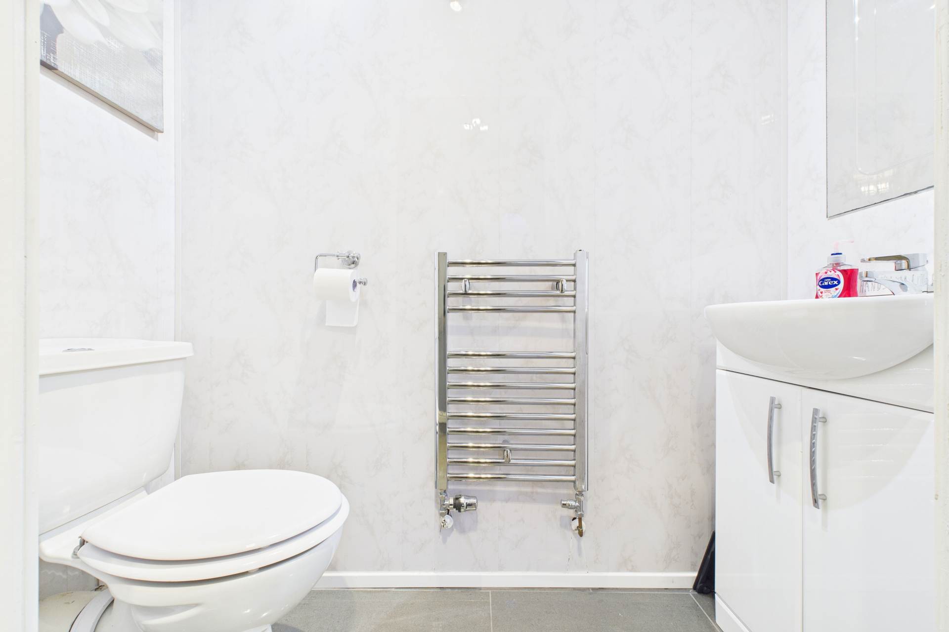 Taylor Avenue, Carfin