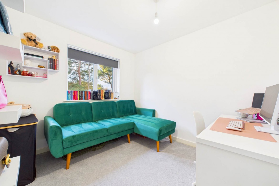 Images for Cullen Crescent, Carluke