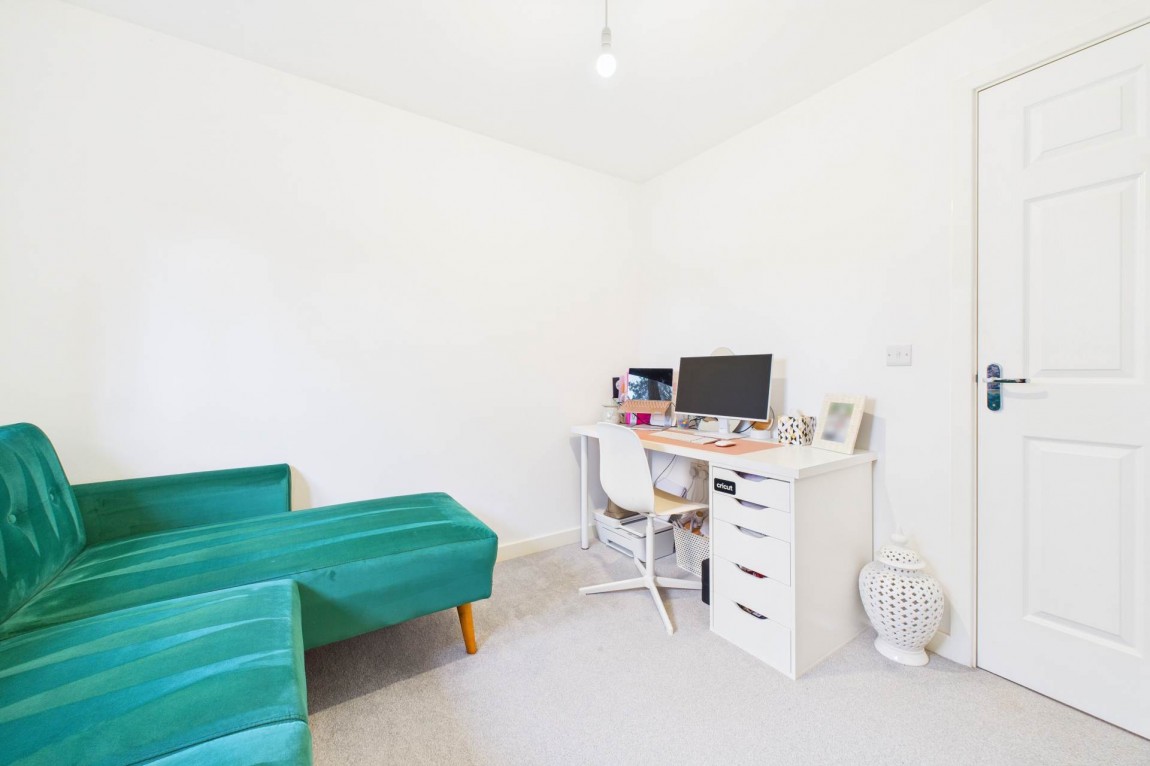 Images for Cullen Crescent, Carluke