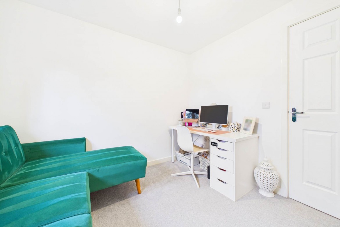 Images for Cullen Crescent, Carluke