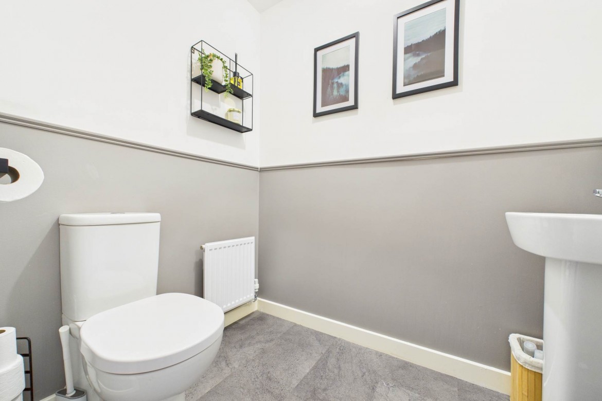 Images for Cullen Crescent, Carluke