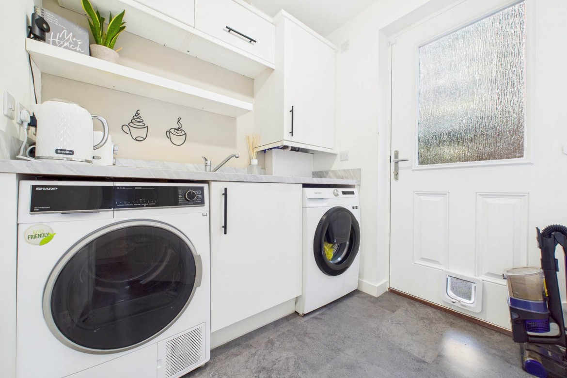 Images for Cullen Crescent, Carluke