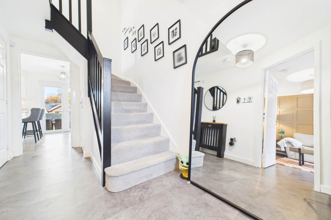 Images for Cullen Crescent, Carluke